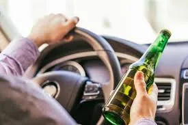 Cerveja de R$ 30 mil? Projeto de lei propõe multas astronômicas e 10 anos sem CNH para quem beber e dirigir